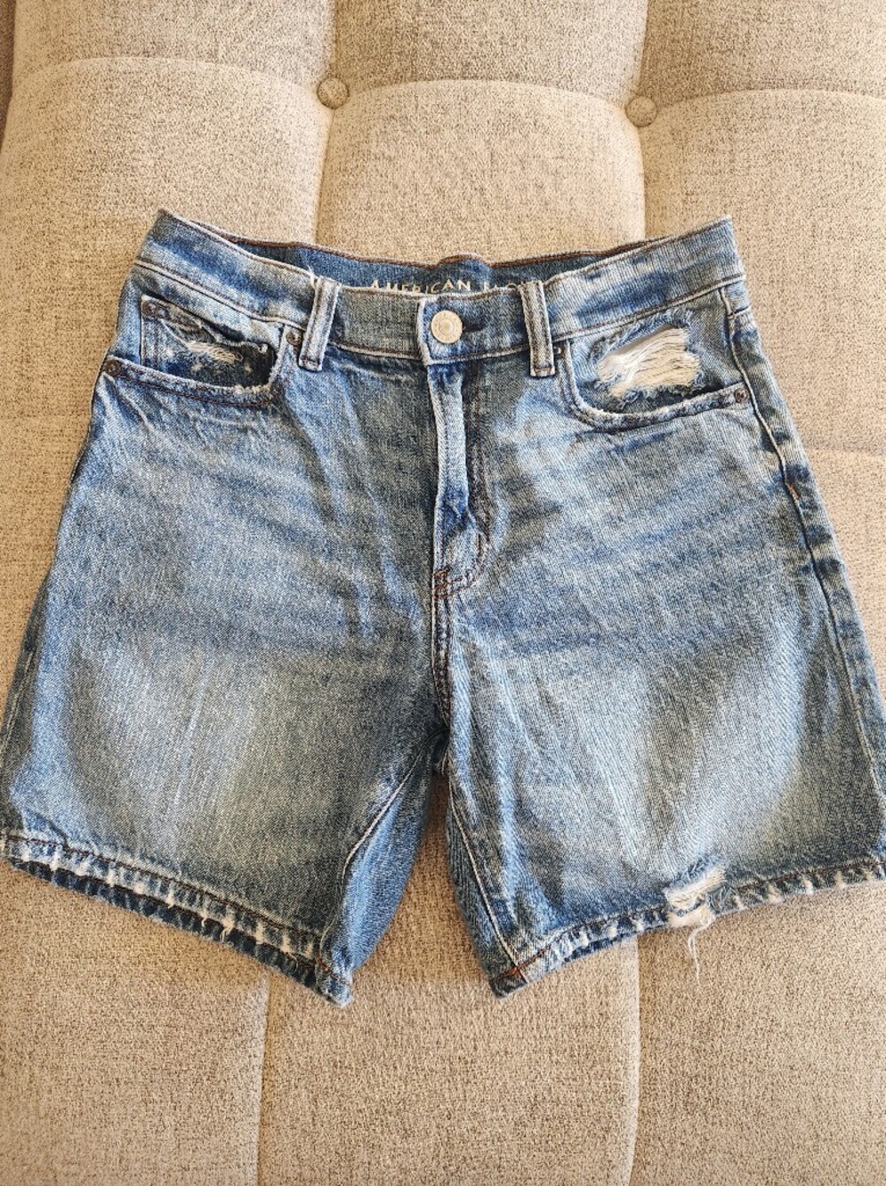 American Eagle Outfitters Light Blue Boyfriend Denim Shorts Size 6